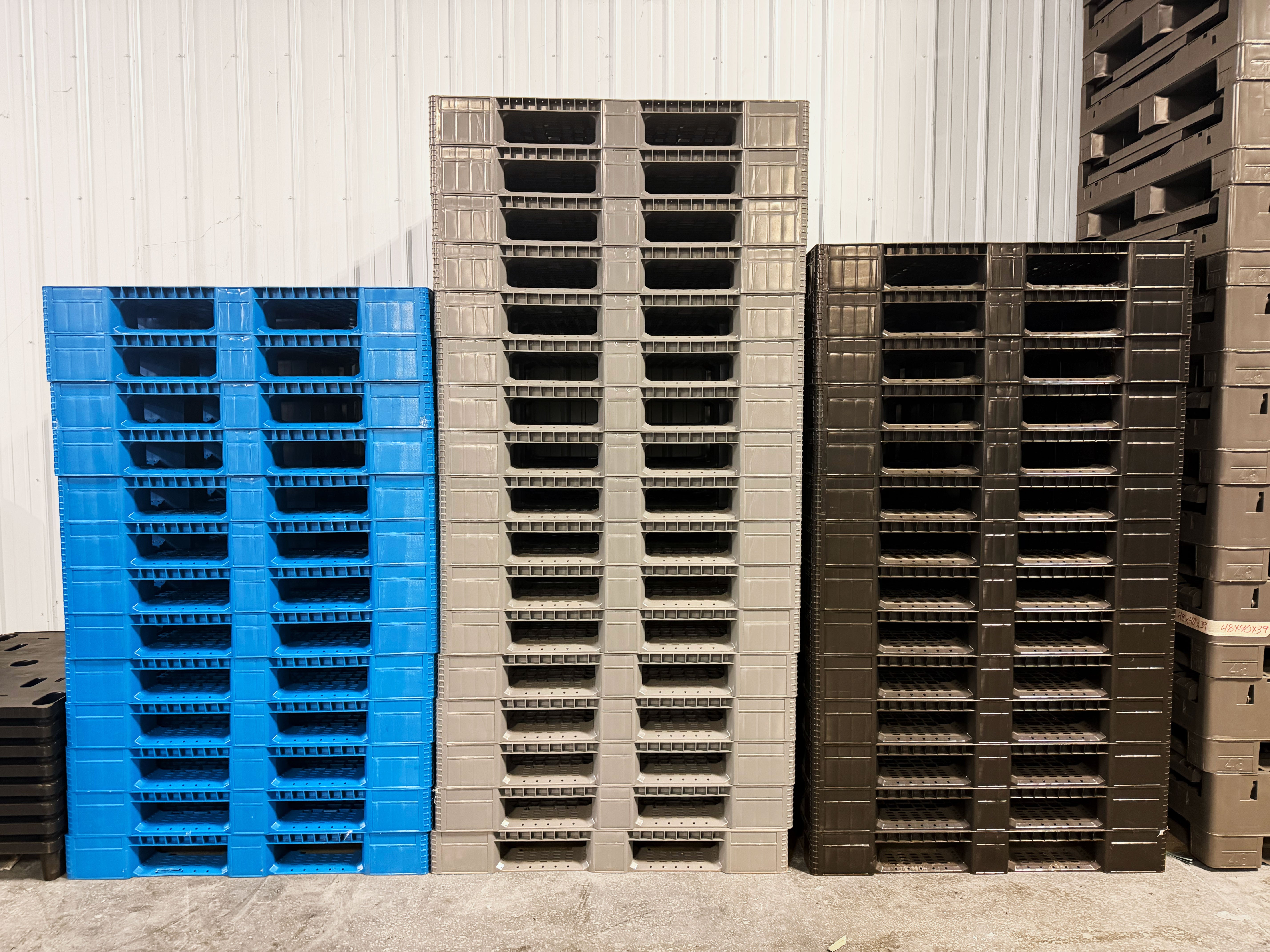 Plastic Pallets for Sale